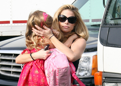 Denise Richards Looking the Part Of A Housewife